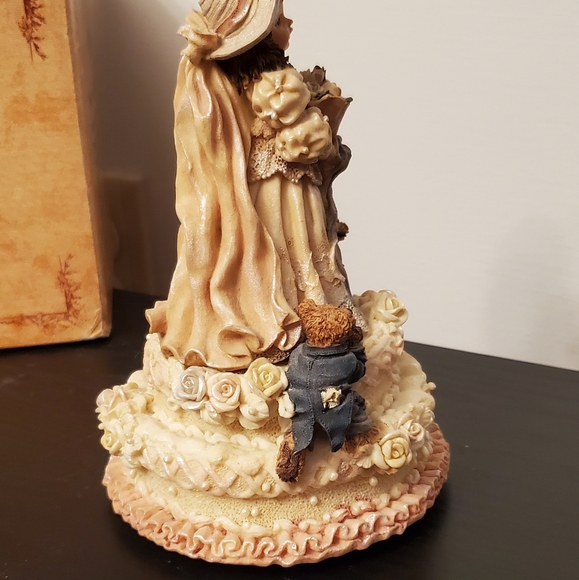 Yesterday's Child Wedding March Music Box 272052 - Picture 7 of 16